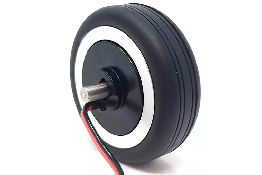 Treaded Rubber Tires